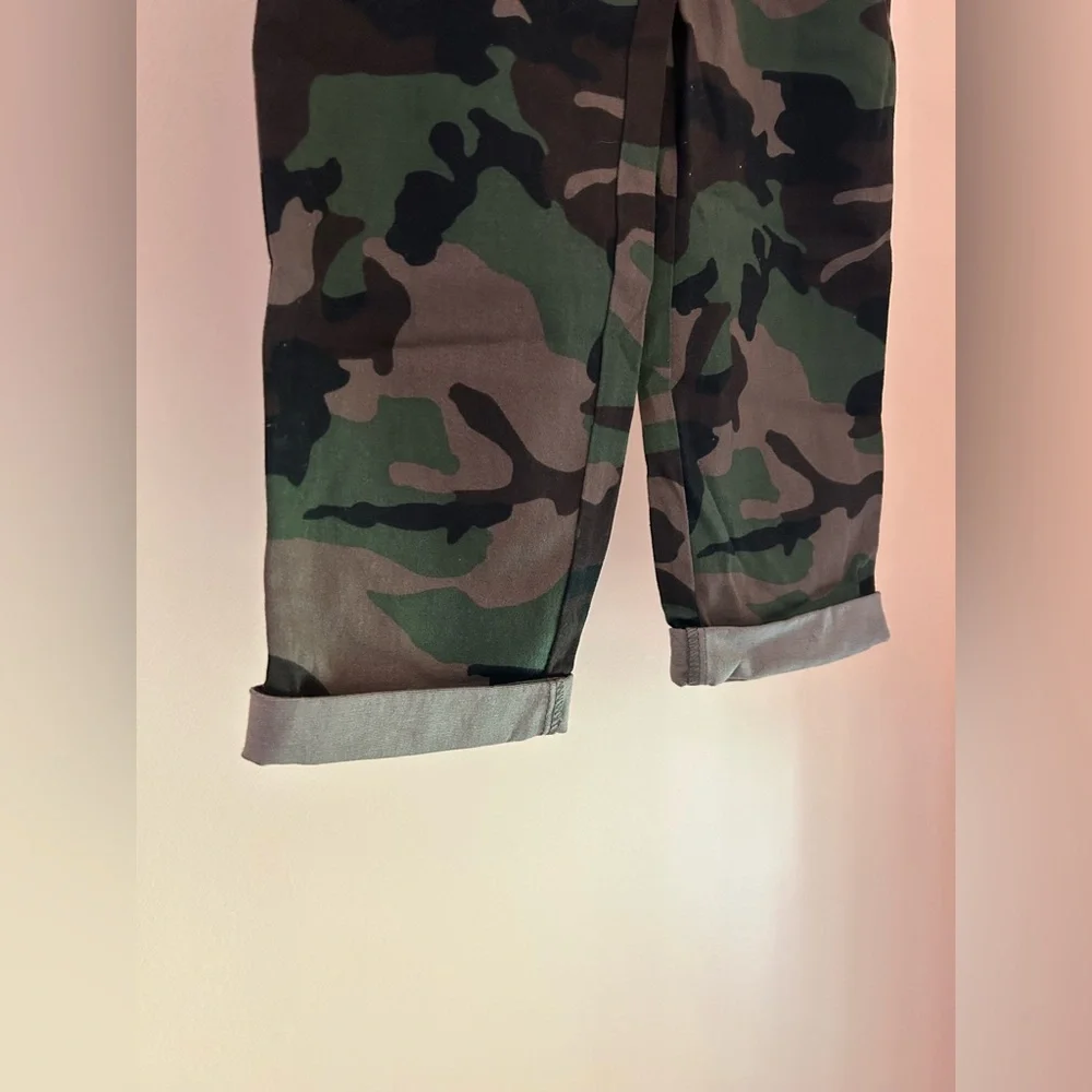 Camo Print Pull-On Pants | Boys XS (4/5) | New With Tag